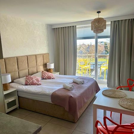 Apartamenty Sunny Stay Ястарня Экстерьер фото