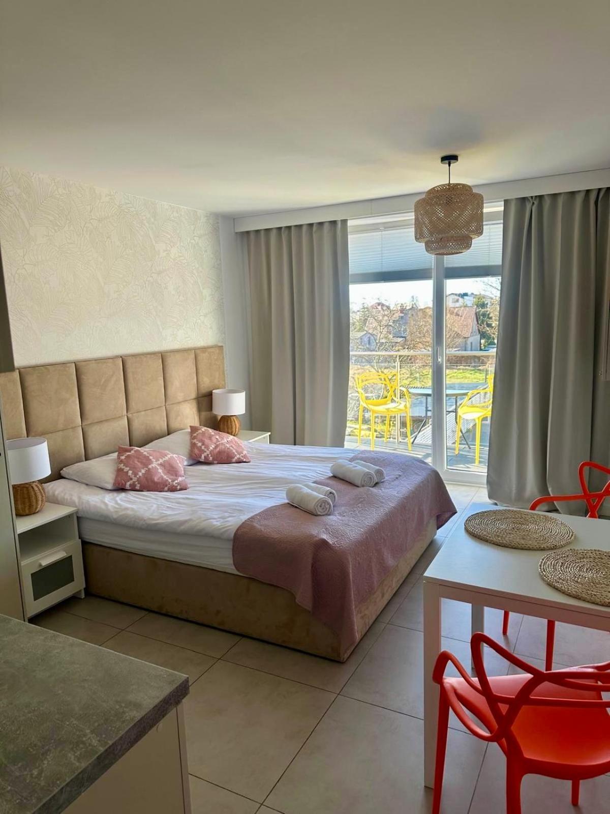 Apartamenty Sunny Stay Ястарня Экстерьер фото