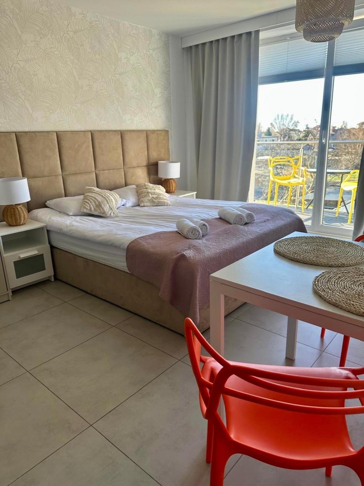 Apartamenty Sunny Stay Ястарня Экстерьер фото